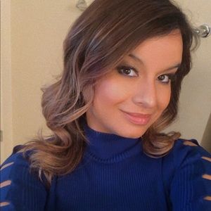 Meet your Posher, Mayra